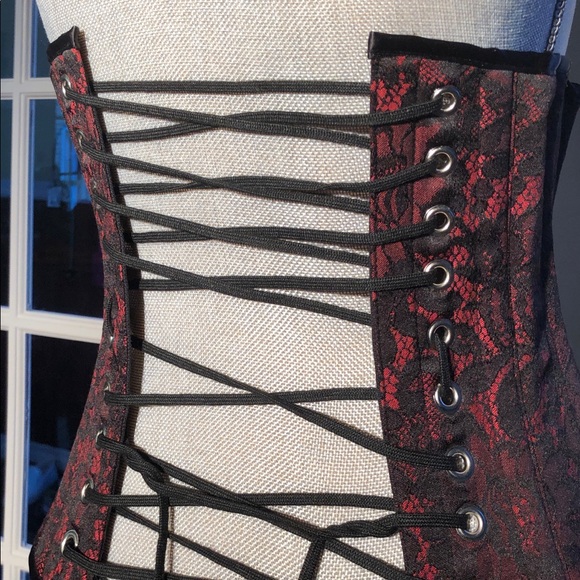 authentic custom made corset - Picture 3 of 4